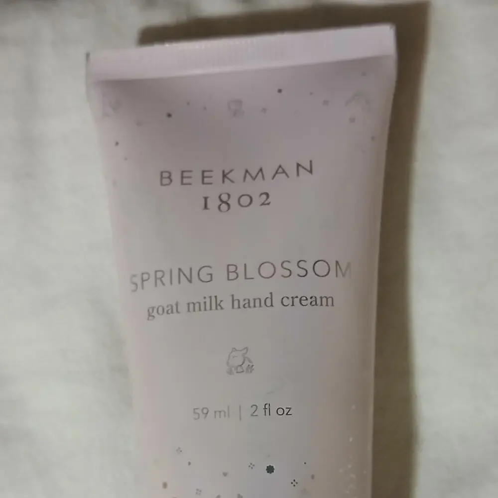 Beekman 1802 Spring Blossom Goat Milk Hand Cream 2 oz travel size NEW